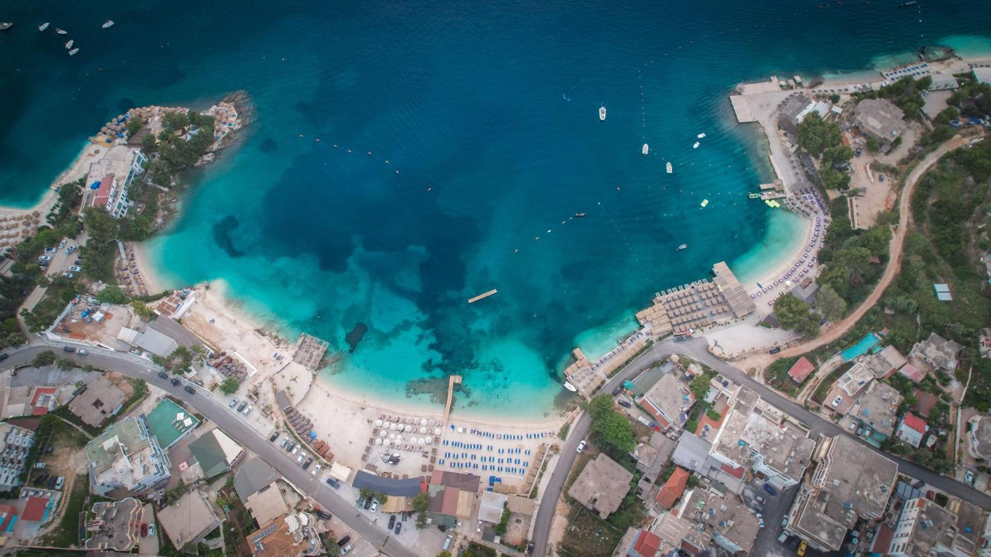 Hotel Veliaj Ksamil Bagian luar foto