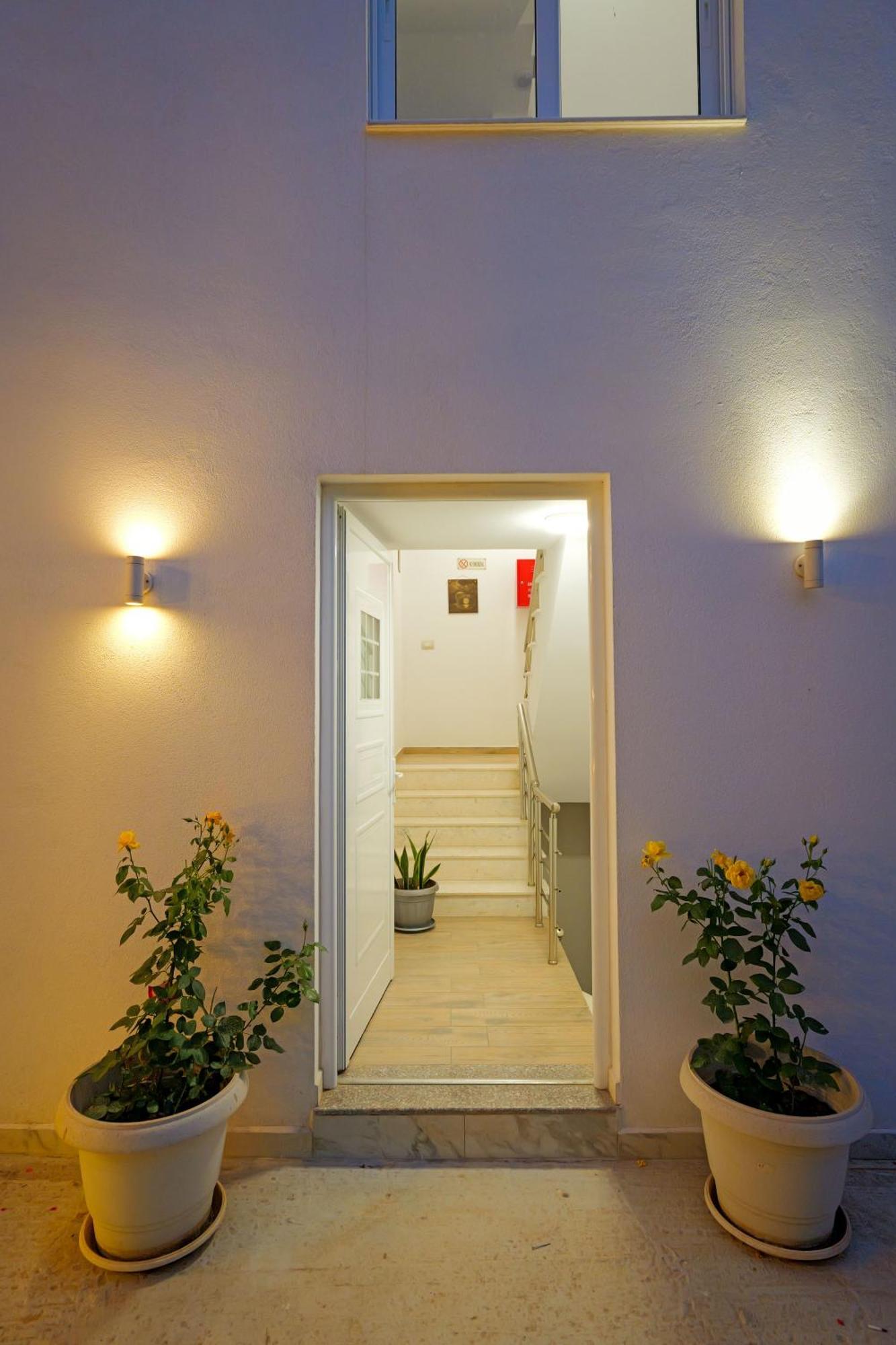 Hotel Veliaj Ksamil Bagian luar foto