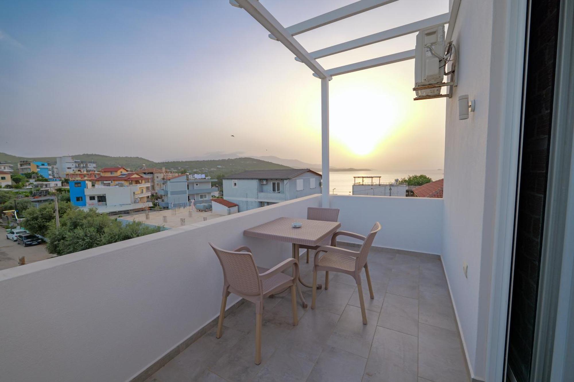 Hotel Veliaj Ksamil Bagian luar foto