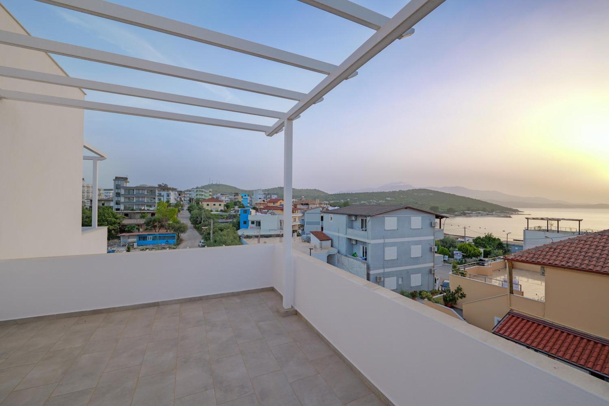 Hotel Veliaj Ksamil Bagian luar foto