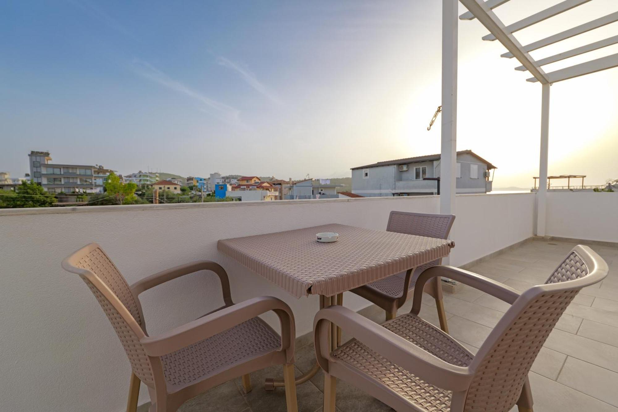 Hotel Veliaj Ksamil Bagian luar foto
