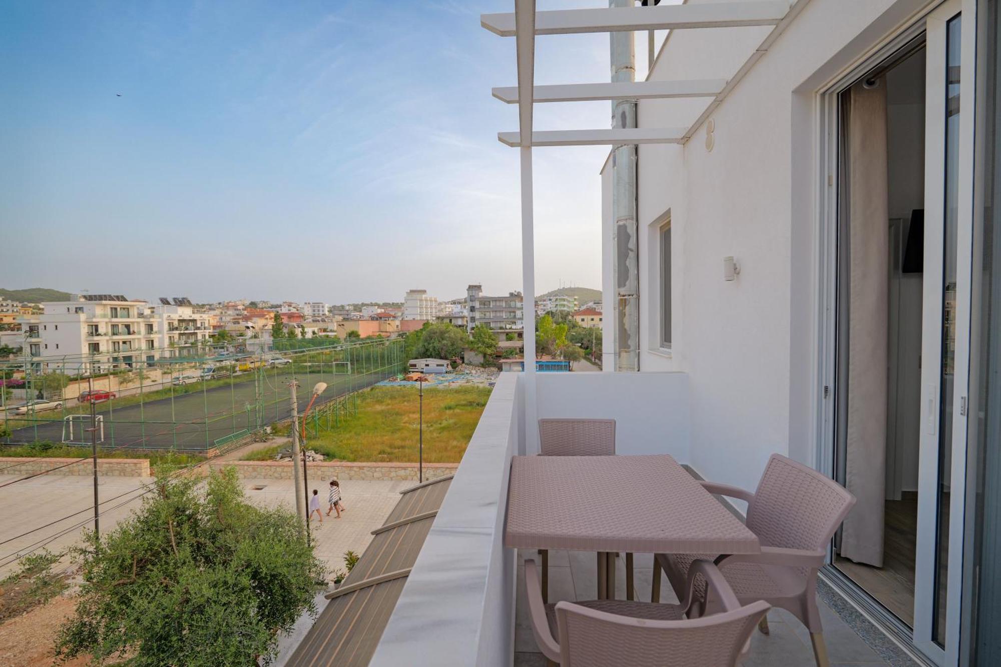 Hotel Veliaj Ksamil Bagian luar foto