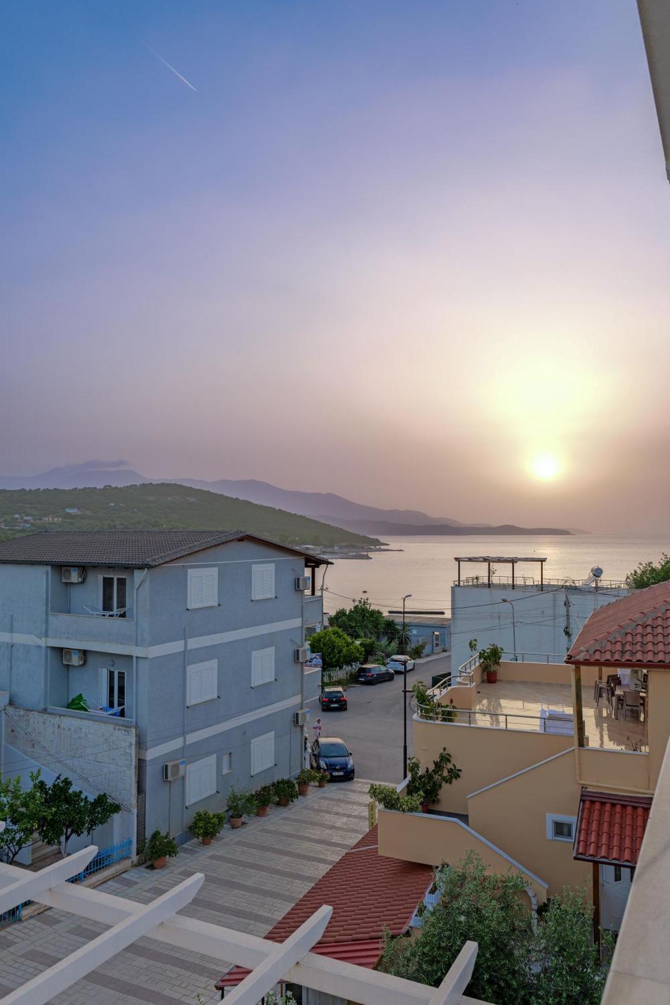 Hotel Veliaj Ksamil Bagian luar foto