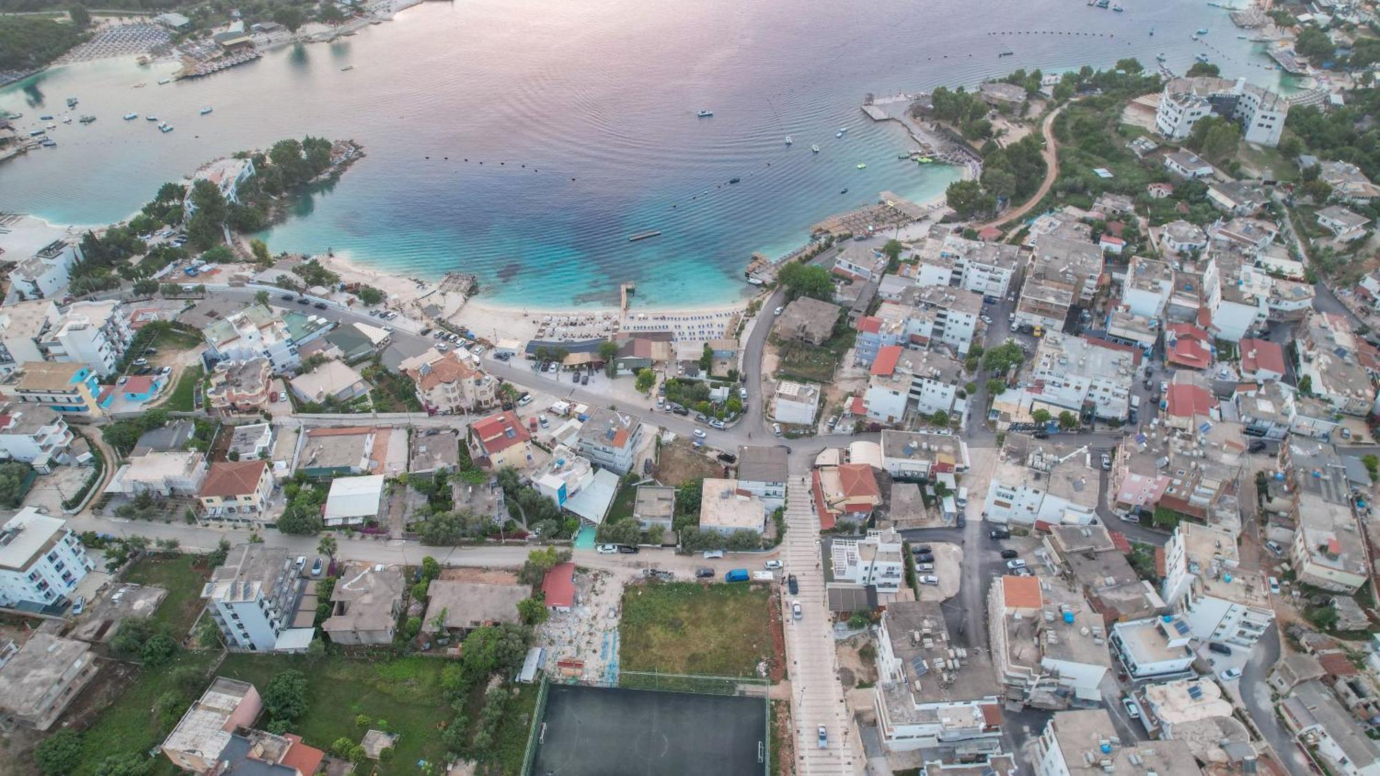 Hotel Veliaj Ksamil Bagian luar foto