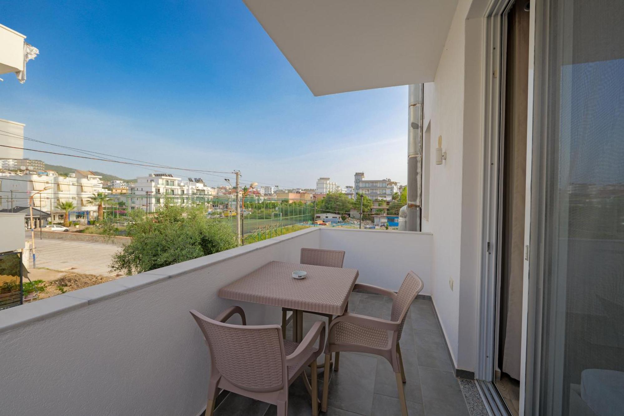 Hotel Veliaj Ksamil Bagian luar foto
