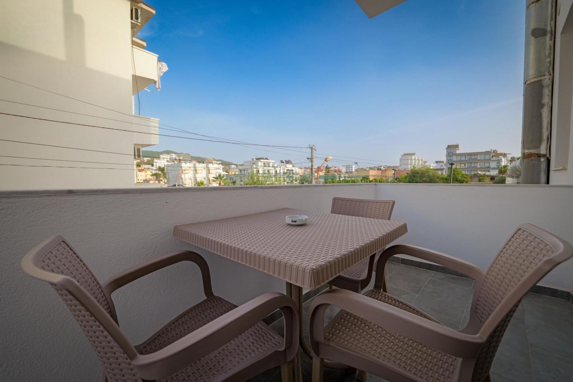 Hotel Veliaj Ksamil Bagian luar foto